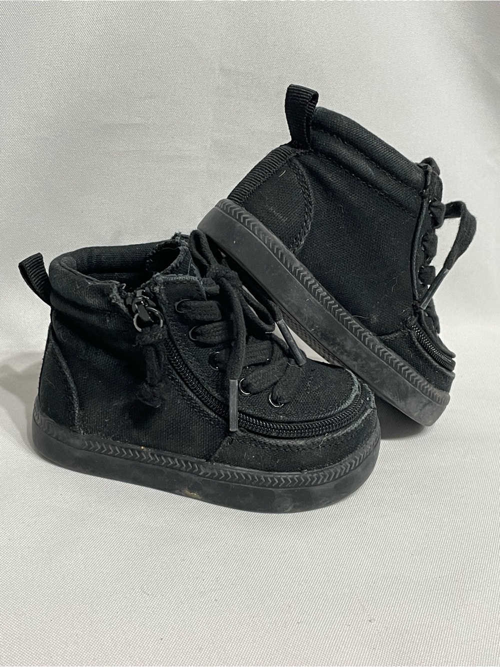 Youth Toddler size 5 Billy Footwear Kids Classic High Top Sneakers black canvas